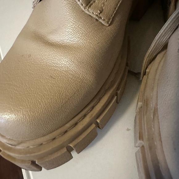 ❌SOLD❌ Simmi boots - Picture 3 of 5